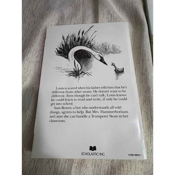 E. B. White Treasures Boxed Sets education books - Picture 4 of 10